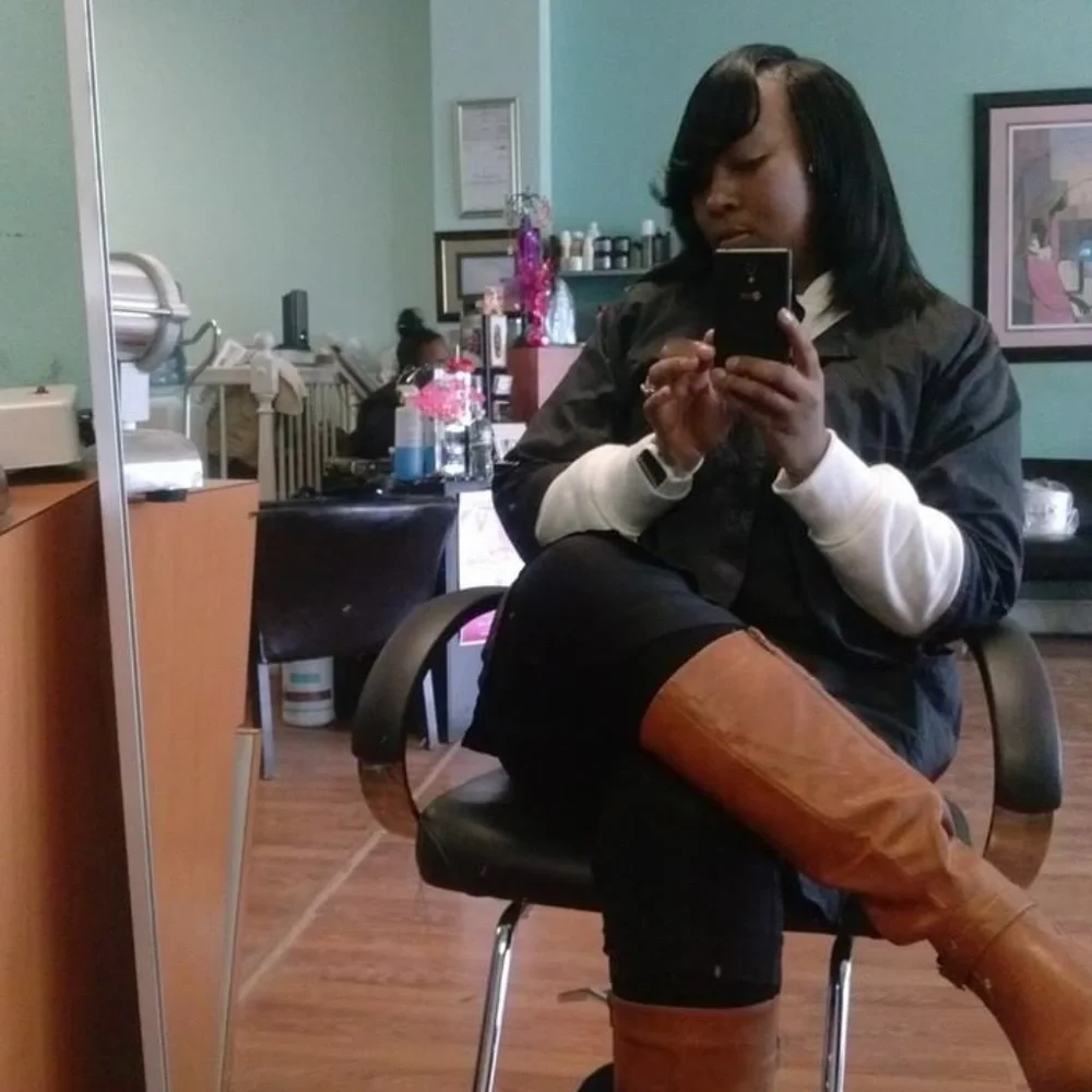 Modeling - Picture 10 of 11